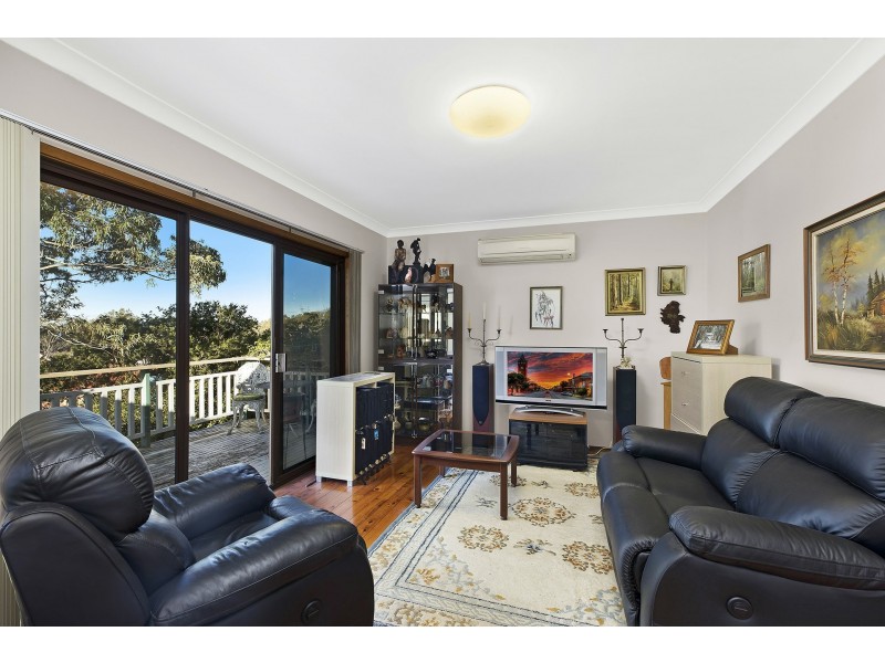 21 Donegal Road, Berkeley Vale NSW 2261