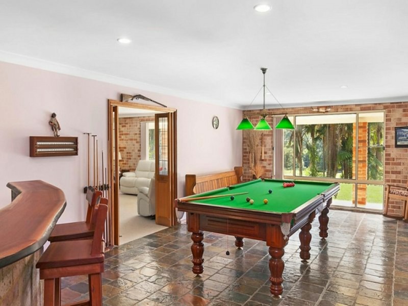 6 Roxburgh Close, Glenning Valley NSW 2261