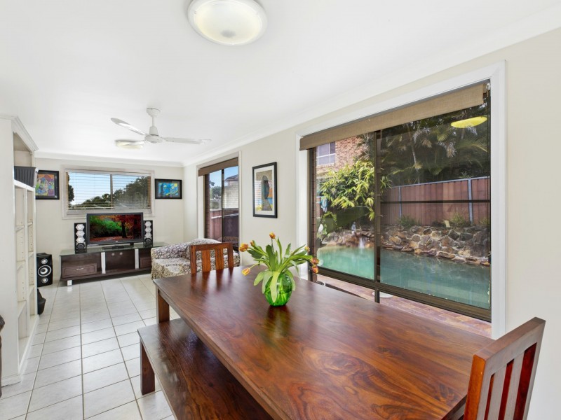 30 Henry Parkes Drive, Berkeley Vale NSW 2261