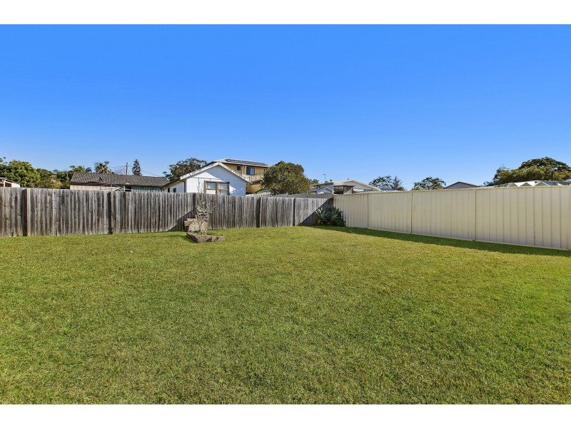 33 Farrar Road, Killarney Vale NSW 2261