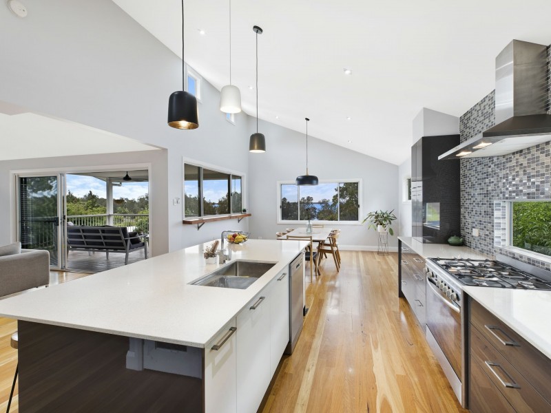 25 Donegal Road, Berkeley Vale NSW 2261