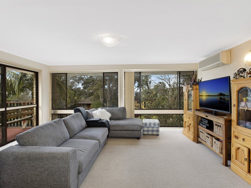 39 Shannon Pde, Berkeley Vale NSW 2261