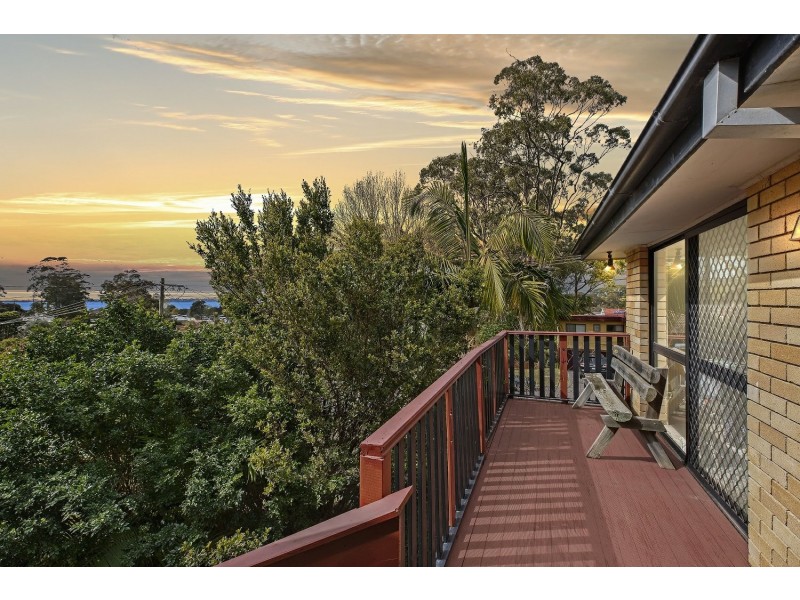 39 Shannon Pde, Berkeley Vale NSW 2261
