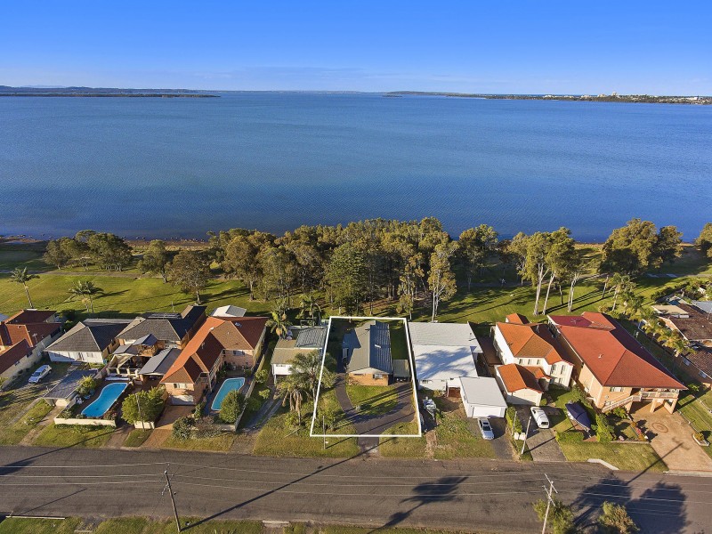 25 Hinemoa Avenue, Killarney Vale NSW 2261