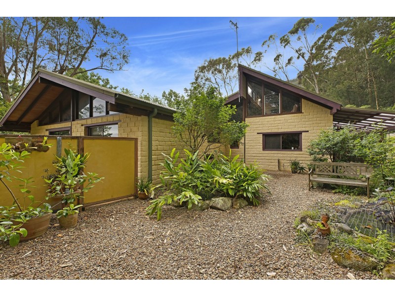 1 Coolong Close, Tumbi Umbi NSW 2261