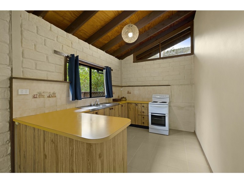 1 Coolong Close, Tumbi Umbi NSW 2261