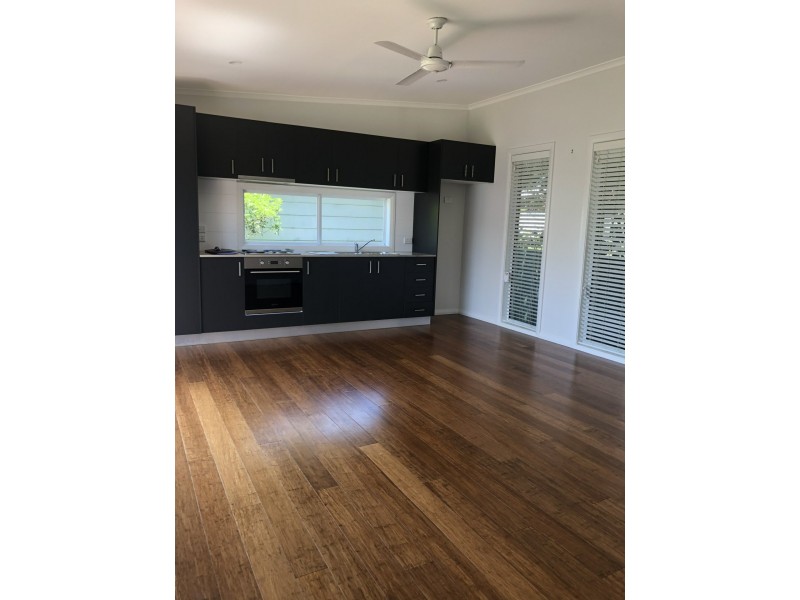 64a Kingsford Smith Dr, Berkeley Vale NSW 2261