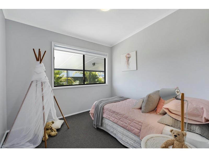 18 Macarthur Street, Killarney Vale NSW 2261