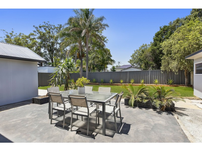 18 Macarthur Street, Killarney Vale NSW 2261