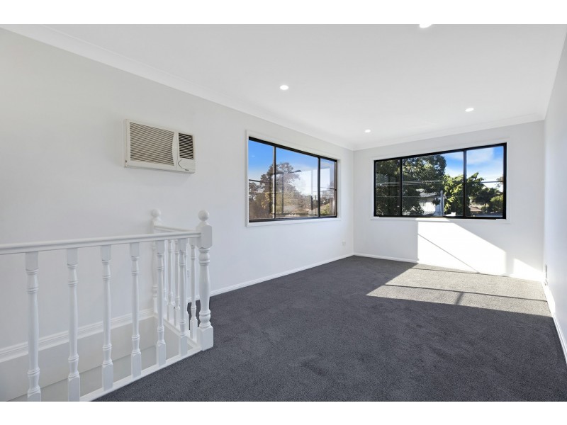 33 St James Avenue, Berkeley Vale NSW 2261