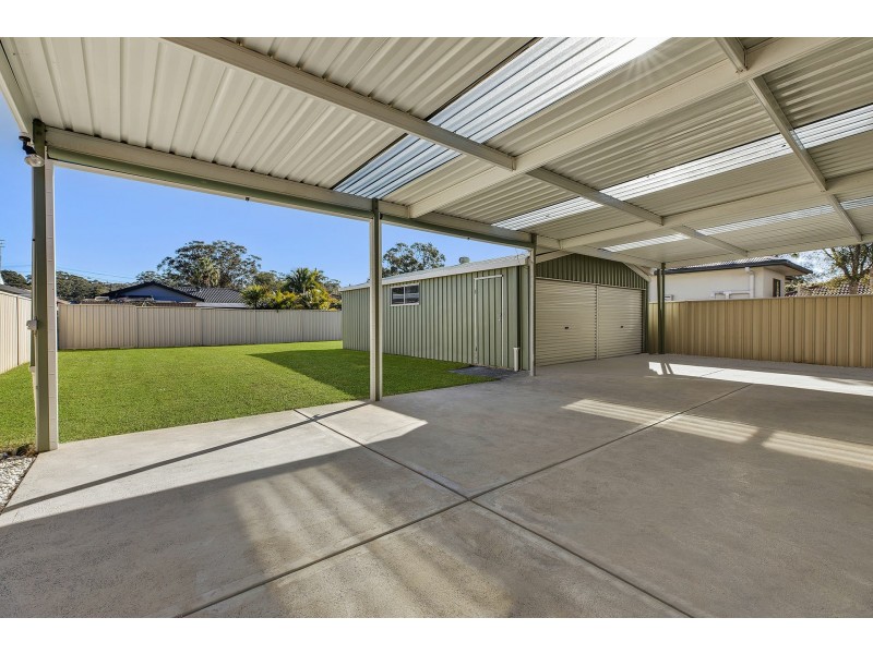 33 St James Avenue, Berkeley Vale NSW 2261