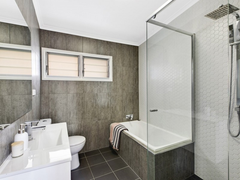 57 Cunningham Road, Killarney Vale NSW 2261