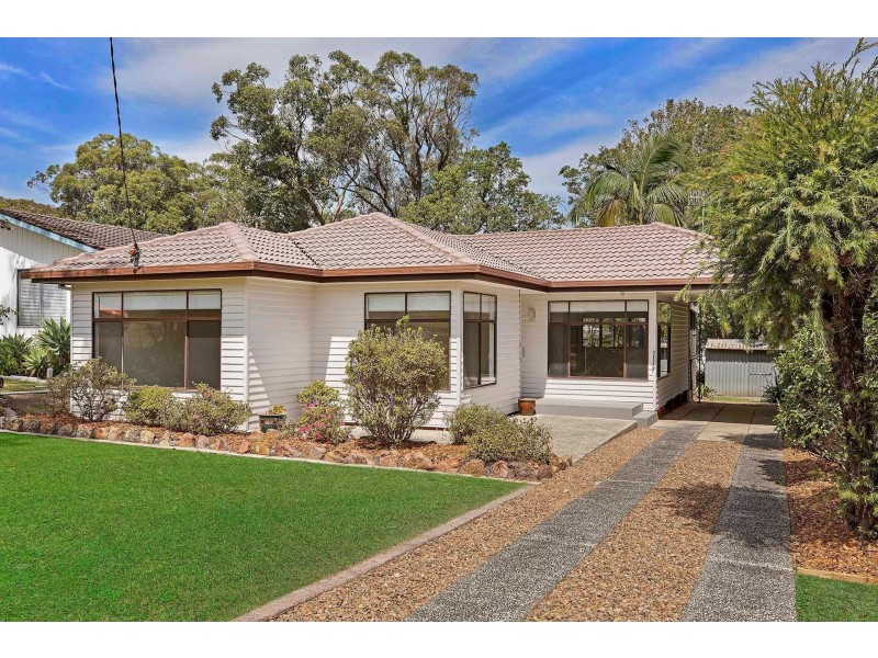 40 George Hely Crescent, Killarney Vale NSW 2261