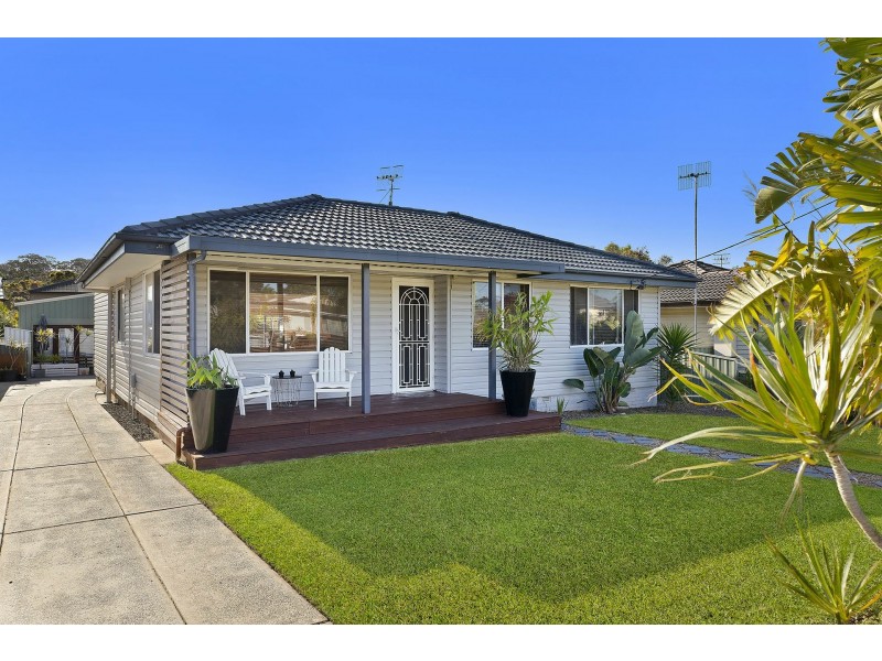 15 Ithaca Street, Bateau Bay NSW 2261