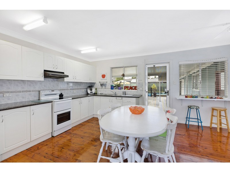 2 Cunningham Road, Killarney Vale NSW 2261