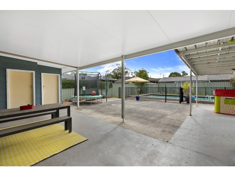 2 Cunningham Road, Killarney Vale NSW 2261