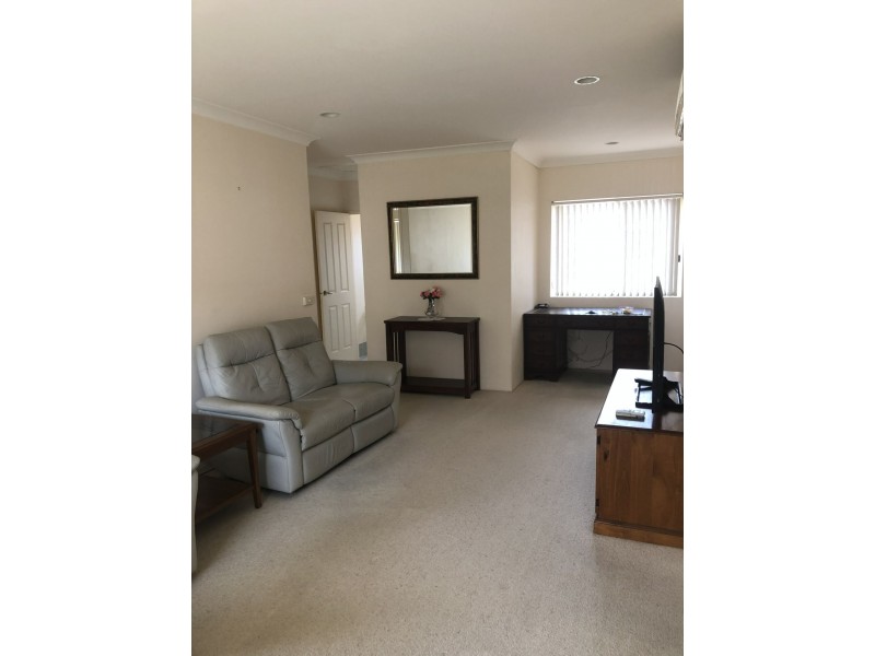 115/15 Lorraine Avenue, Berkeley Vale NSW 2261