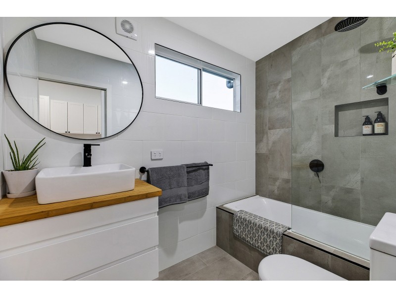 88 Brooke Avenue, Killarney Vale NSW 2261