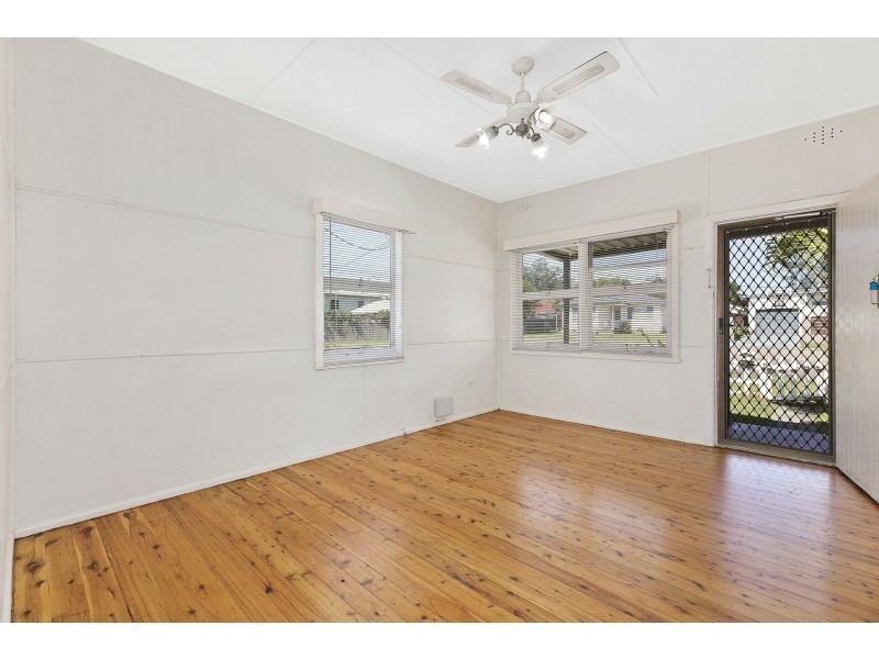 41 Hume Boulevard, Killarney Vale NSW 2261