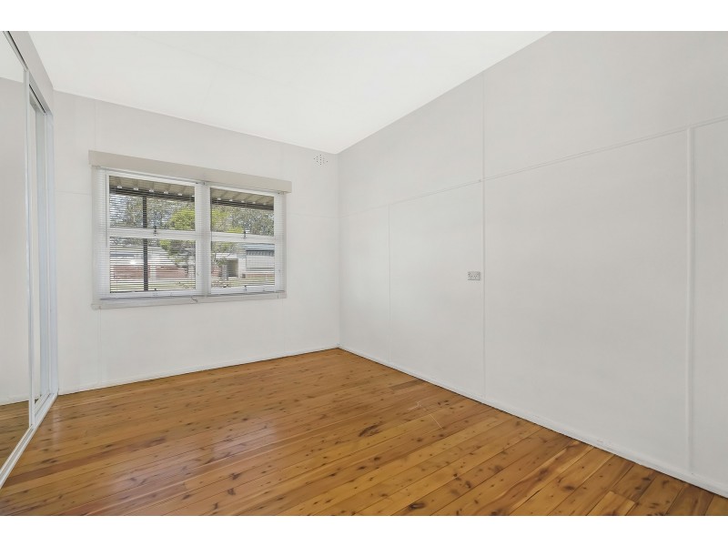 41 Hume Boulevard, Killarney Vale NSW 2261