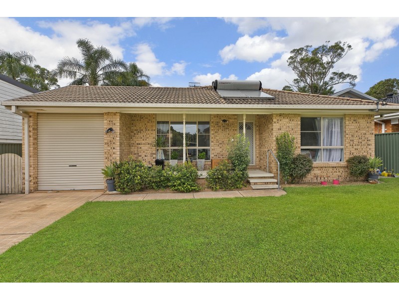 17 Montah Ave, Berkeley Vale NSW 2261
