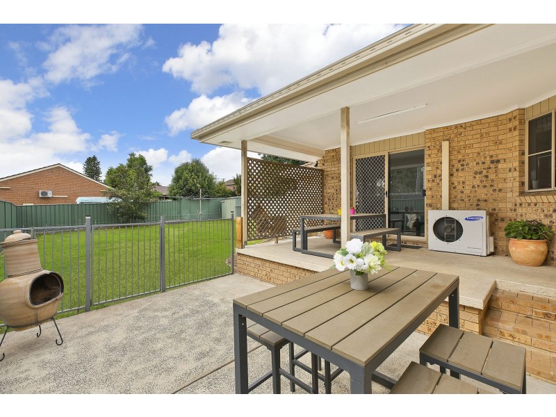 17 Montah Ave, Berkeley Vale NSW 2261