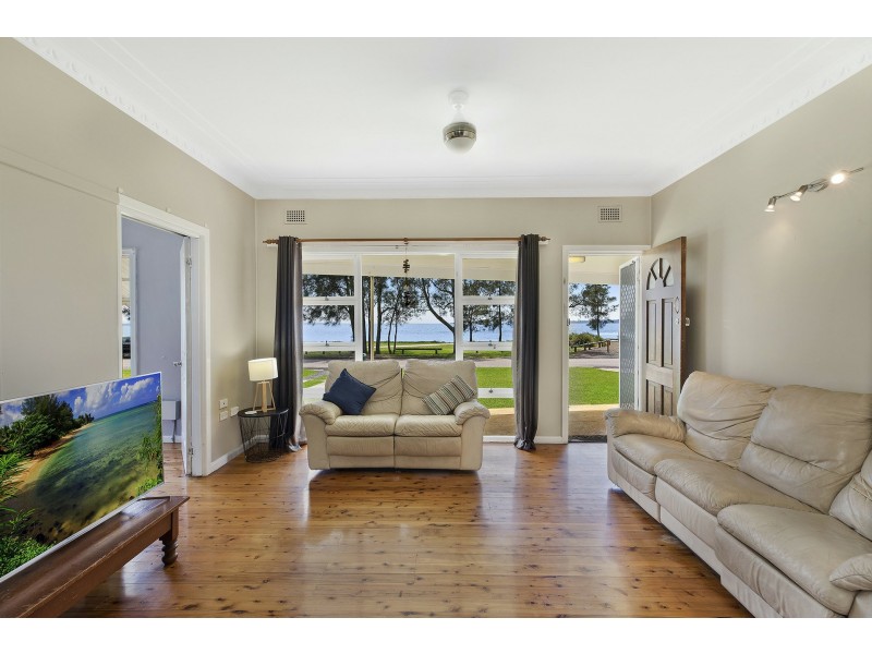 63 Lucinda Avenue, Killarney Vale NSW 2261