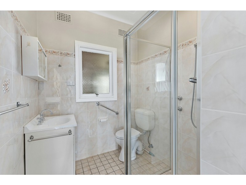 63 Lucinda Avenue, Killarney Vale NSW 2261