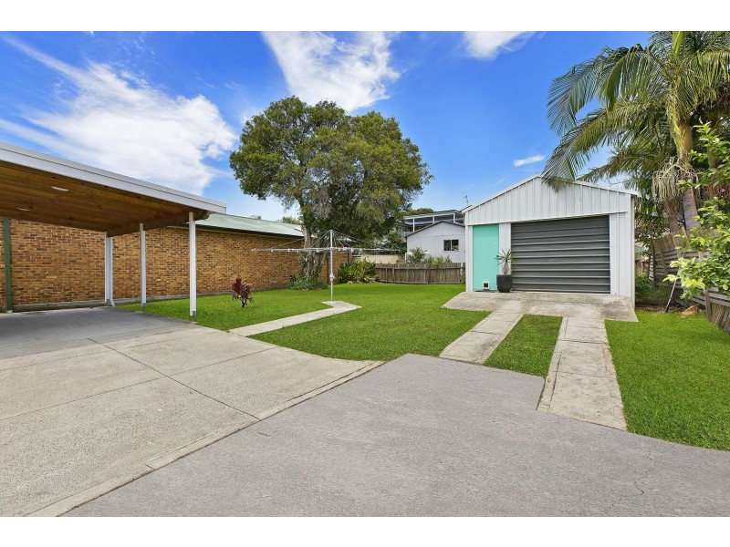 63 Lucinda Avenue, Killarney Vale NSW 2261
