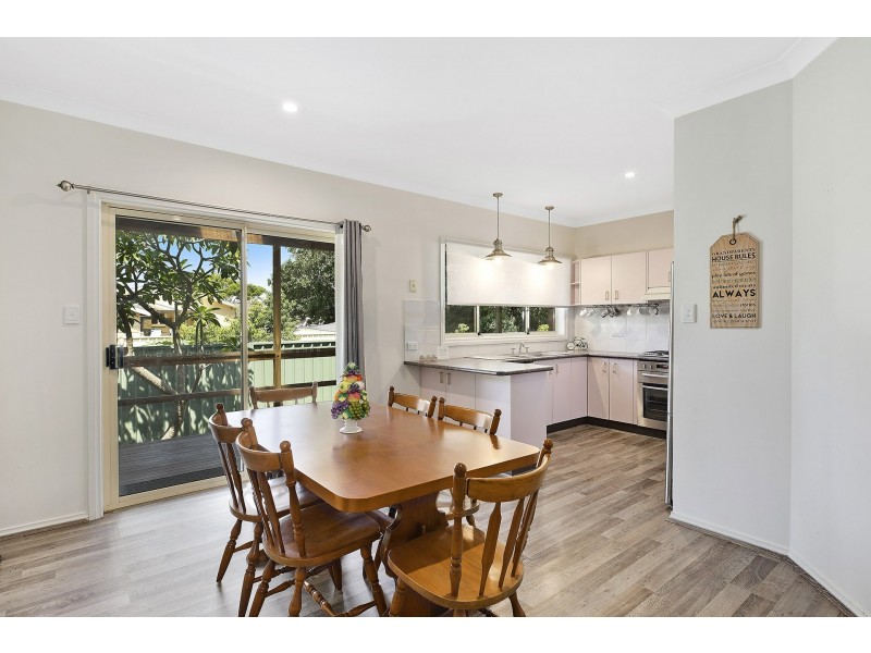 2/8 Benalla Close, Killarney Vale NSW 2261