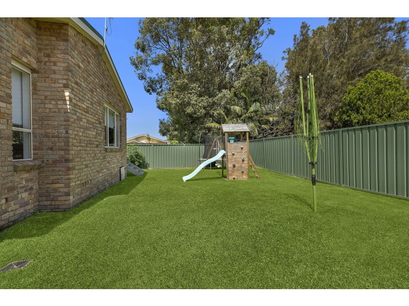 2/8 Benalla Close, Killarney Vale NSW 2261