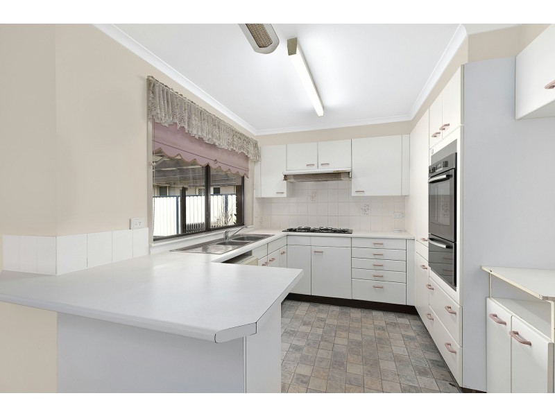 7 The Avenue, Tumbi Umbi NSW 2261