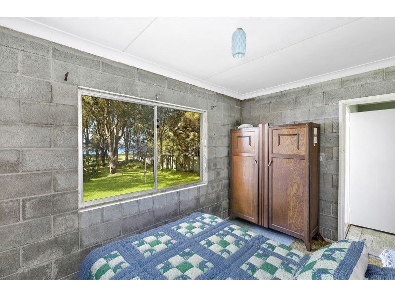 361 Lakedge Avenue, Berkeley Vale NSW 2261