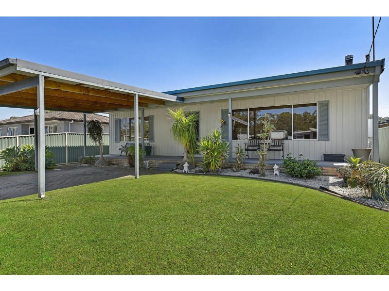 8 Fran Avenue, Berkeley Vale NSW 2261