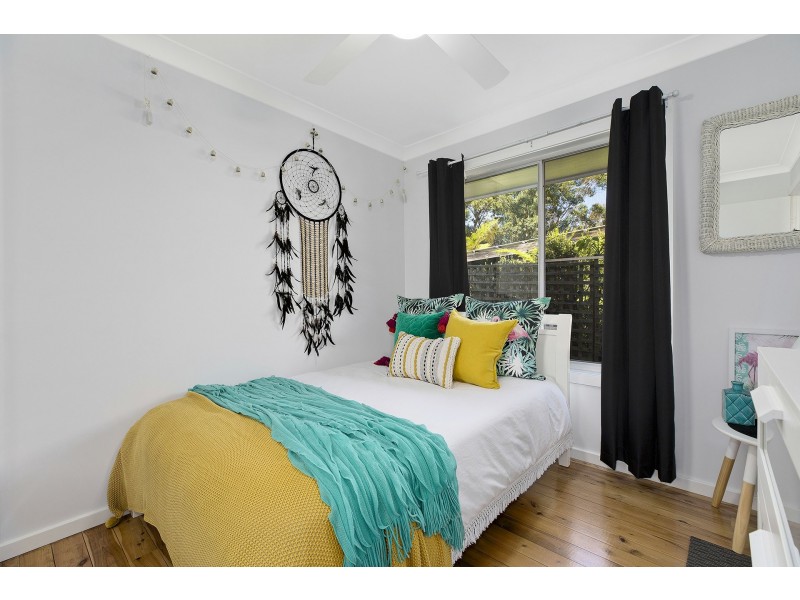 39 Laguna Parade, Berkeley Vale NSW 2261