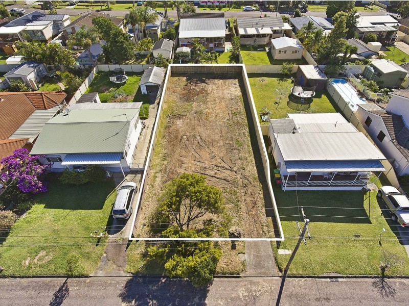 13 Brooke Avenue, Killarney Vale NSW 2261