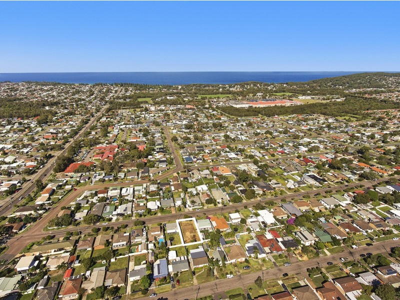 13 Brooke Avenue, Killarney Vale NSW 2261