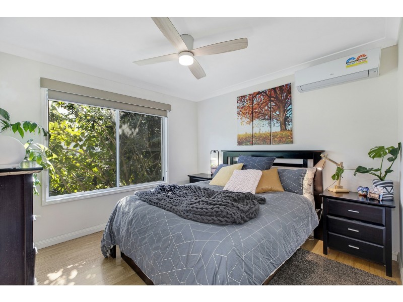 34 Buckingham Road, Berkeley Vale NSW 2261