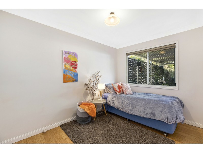 34 Buckingham Road, Berkeley Vale NSW 2261