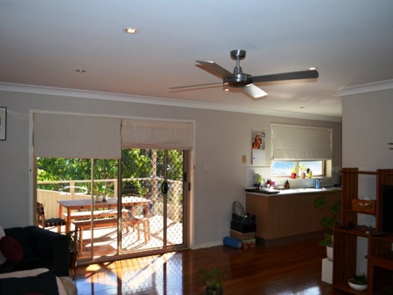1A Talara Avenue, Bateau Bay NSW 2261