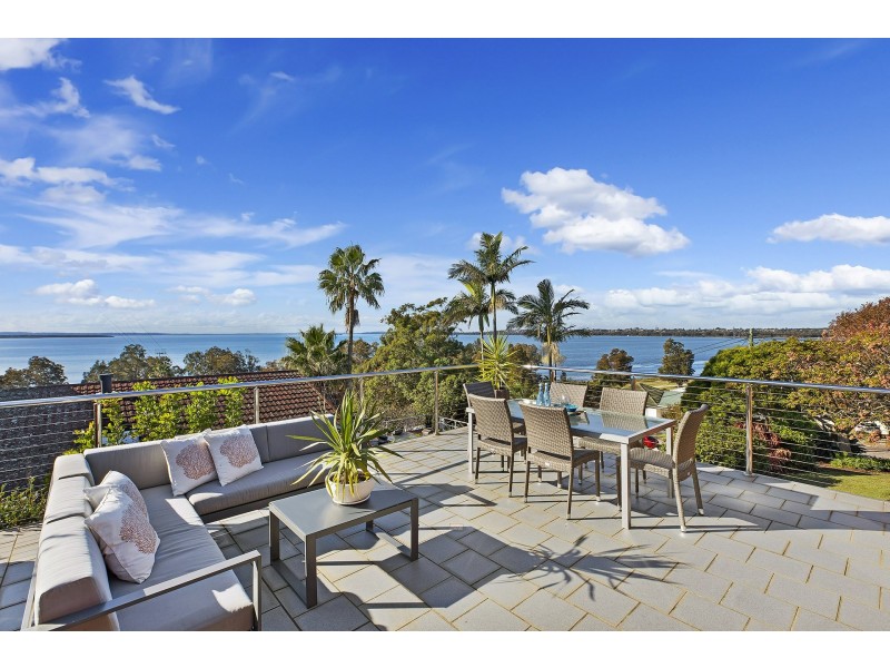 9 Aubrey Street, Killarney Vale NSW 2261