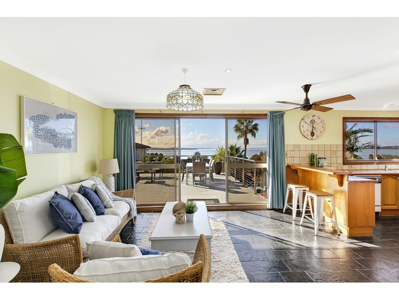 9 Aubrey Street, Killarney Vale NSW 2261