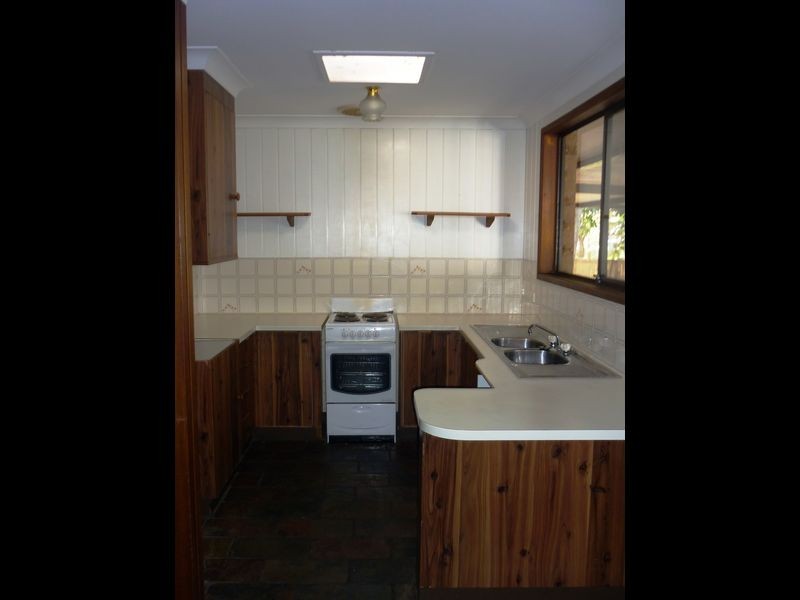 237 Cygnet Drive, Berkeley Vale NSW 2261