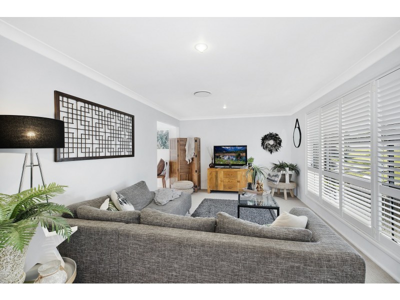 21 George Hely Cresent, Killarney Vale NSW 2261