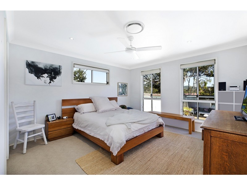 21 George Hely Cresent, Killarney Vale NSW 2261