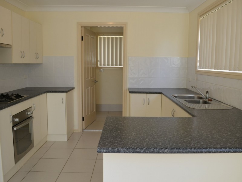 8 Rotherham Street, Bateau Bay NSW 2261