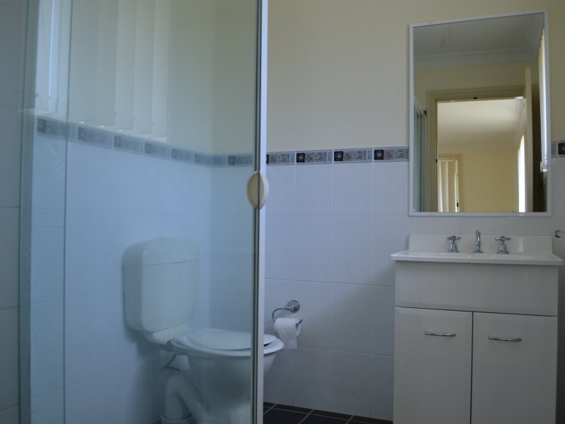 8 Rotherham Street, Bateau Bay NSW 2261