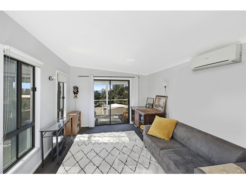 3 Kenmare Avenue, Berkeley Vale NSW 2261