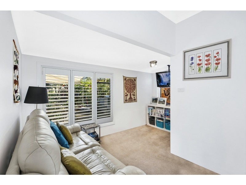 3 Kenmare Avenue, Berkeley Vale NSW 2261