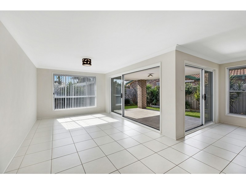 2A McGirr Avenue, The Entrance NSW 2261